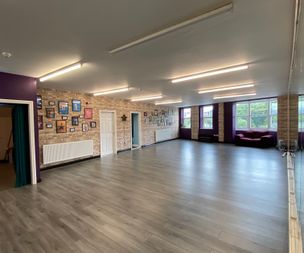 DANCE STUDIO