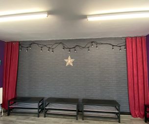 DANCE STUDIO